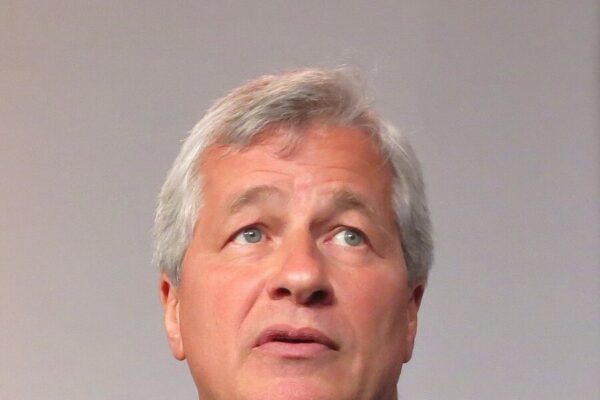 Jamie Dimon advarer: Større tab i private credit