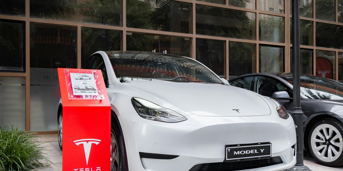 Tesla udvikler ny lille og billigere el-SUV – mulig kursændring efter robotaxi-fokus