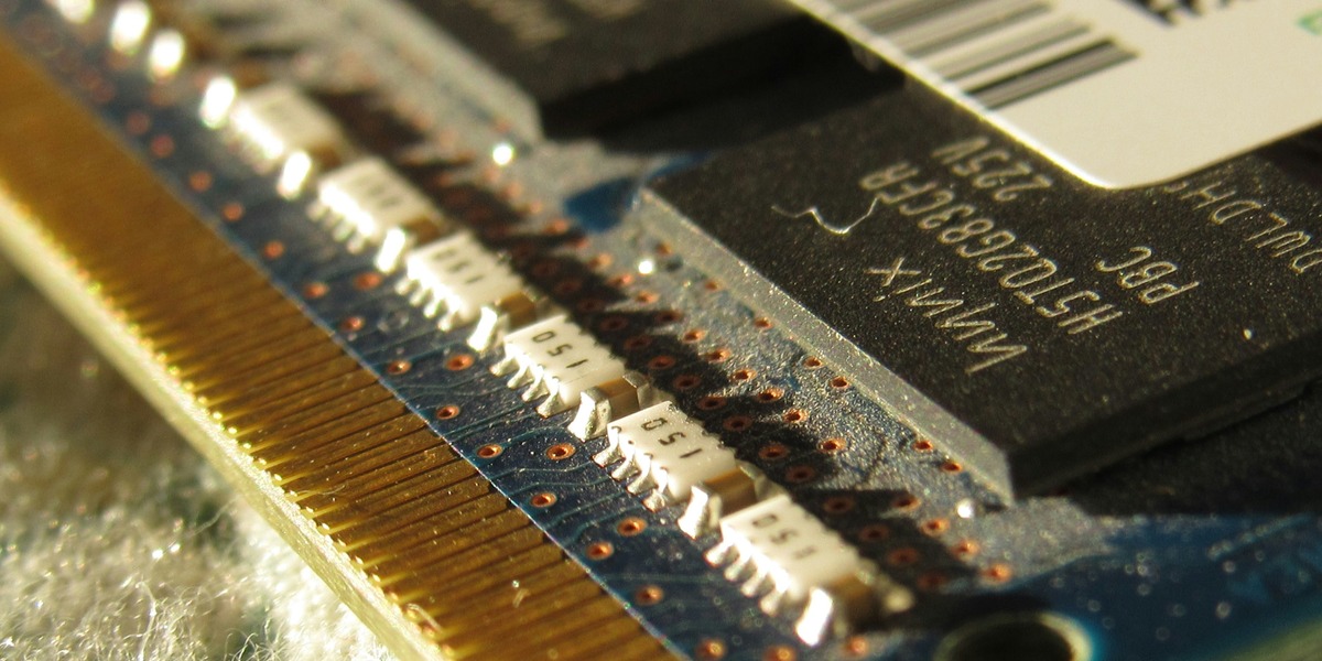 AI-boomet sender hukommelseschips i vejret: SK Hynix og Micron runder 1.000 mia. dollar