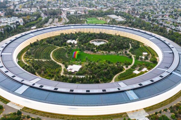 Apple går imod AI-kapløbet – men bygger alligevel på Nvidia og Google i skyen