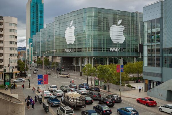 Apples AI-eksamen nærmer sig: WWDC kan afgøre, om den høje aktiekurs kan holde