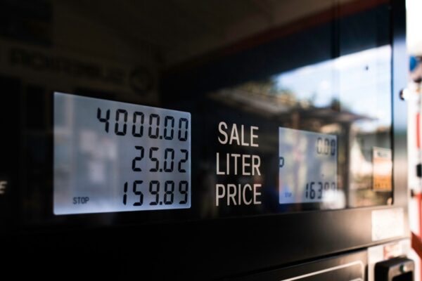 Olie falder på Iran-spor: Inflationen bliver ugens vigtigste test for aktierne