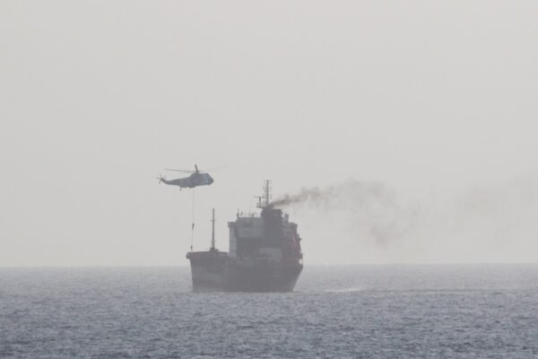 Olieprisen får ny geopolitisk chokrisiko: Iran truer nu Bab el-Mandeb