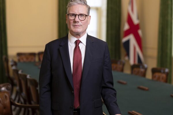 Starmer under massivt pres: Magtkamp i Labour kan sende britiske aktiver ud i ny usikkerhed