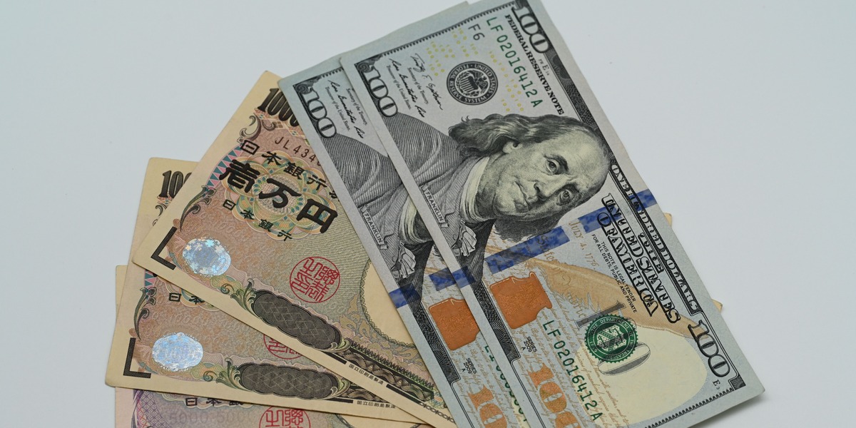 Yen under pres ved 161 pr. dollar: Markedet tester Japans smertegrænse for ny valutaintervention