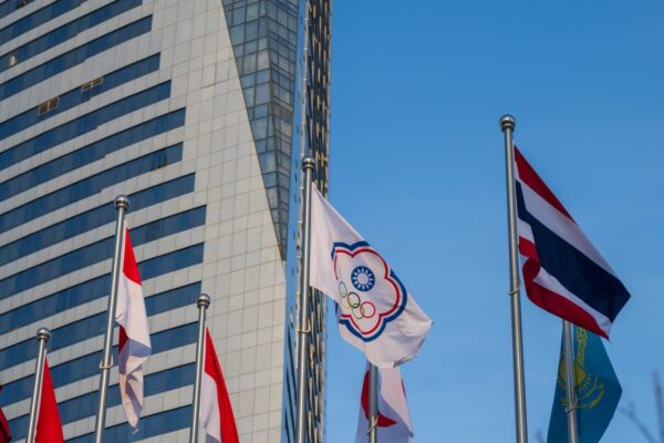 APEC åbner døren for “trusted” open source-AI: Ny standard kan flytte magten i tech-kapløbet