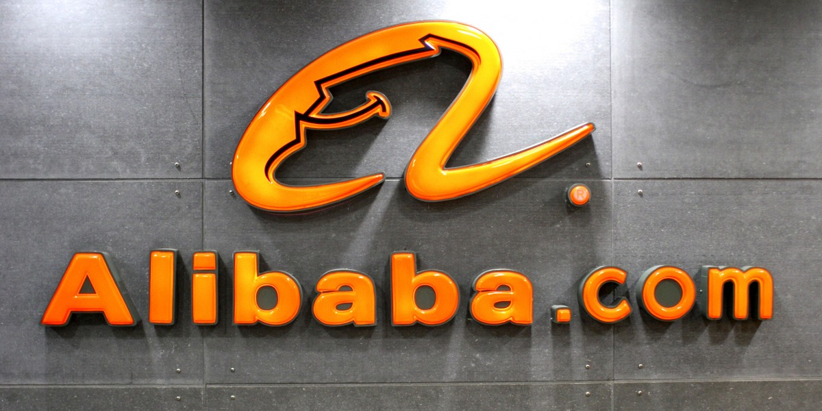 Alibaba forbyder Claude internt: AI-konflikt mellem USA og Kina spidser til