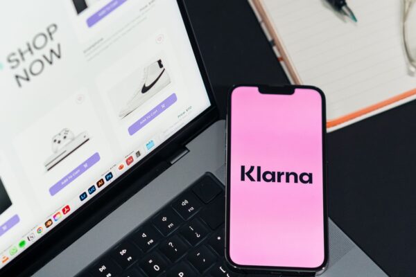 Apple og Klarna lancerer iPhone-leasing: 17,99 dollar om måneden kan ændre mobilmarkedet i USA