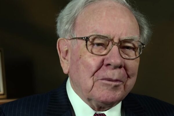 Buffett afslører: Han pressede Alphabet-køb igennem – og peger på AI som den store regning