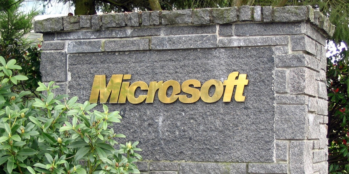 Microsoft vil skære cyber-omkostninger med ny AI-model – og dæmpe investorernes OpenAI-bekymring