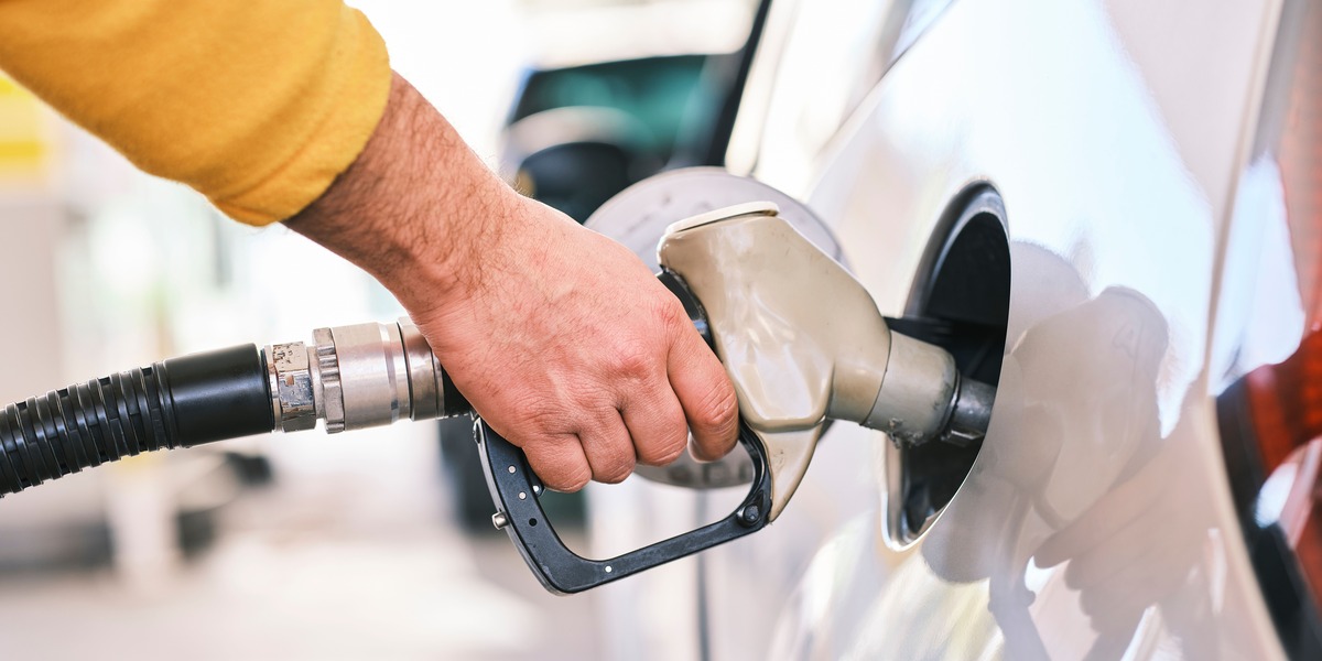 Rekordmange i job – men olieprischok kan vende inflationsbilledet og presse renterne op