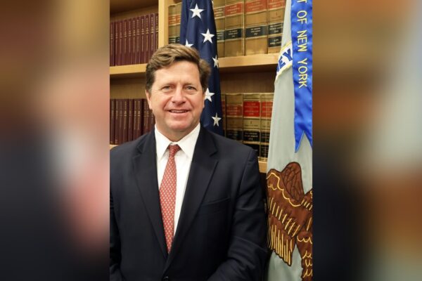 Trumps nye efterretningschef er tidligere SEC-top: Jay Clayton godkendt i Senatet