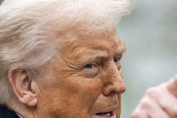 Trumps nye toldplan kan falde i retten: Virksomheder står foran ny handelsusikkerhed