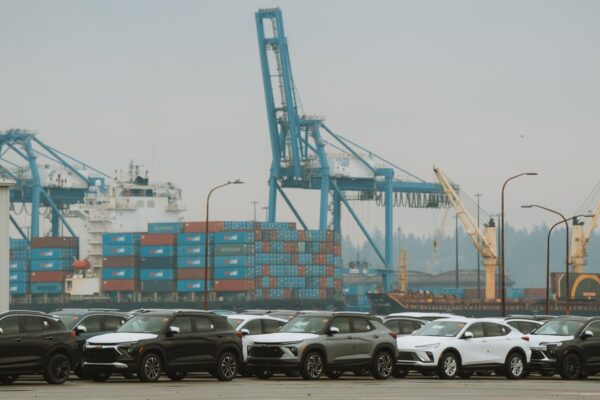 USMCA-aftalen vakler: Bilindustrien frygter dyrere biler og frosne investeringer i Nordamerika