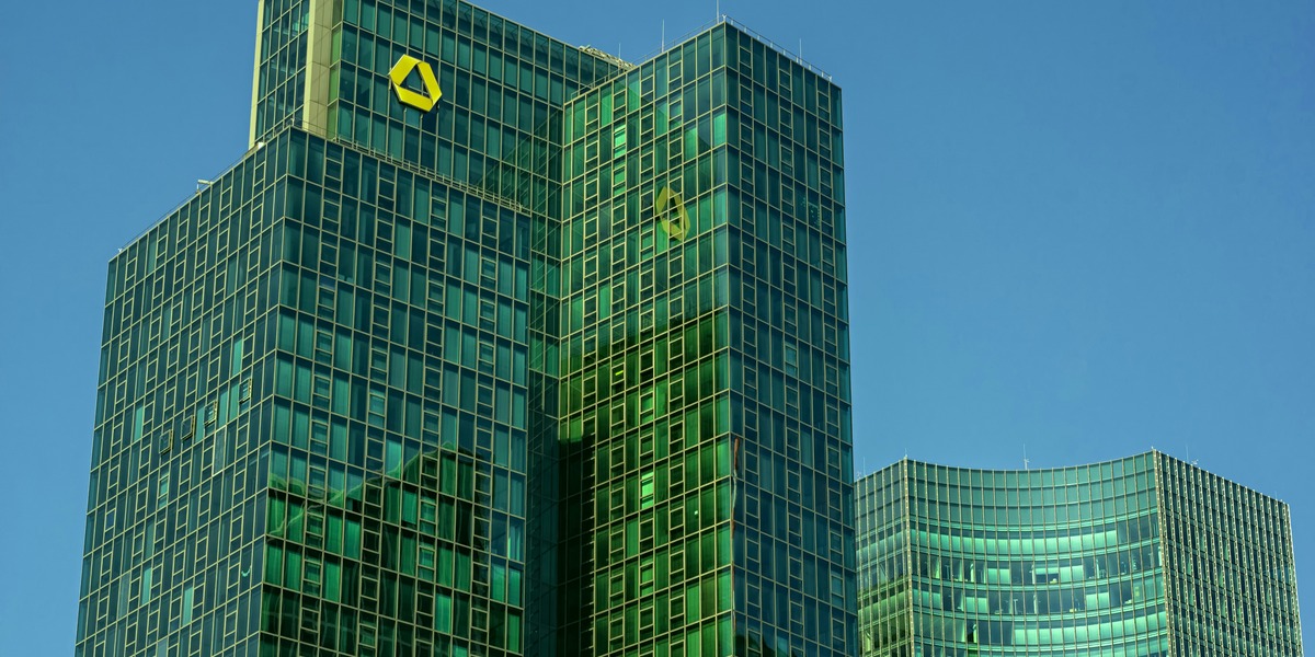 UniCredit nærmer sig kontrol over Commerzbank: Tidsplanen kan ændre magtbalancen i europæisk banksektor