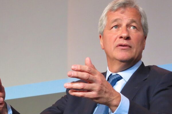 Dimon advarer: Skjult gearing kan udløse næste markedschok