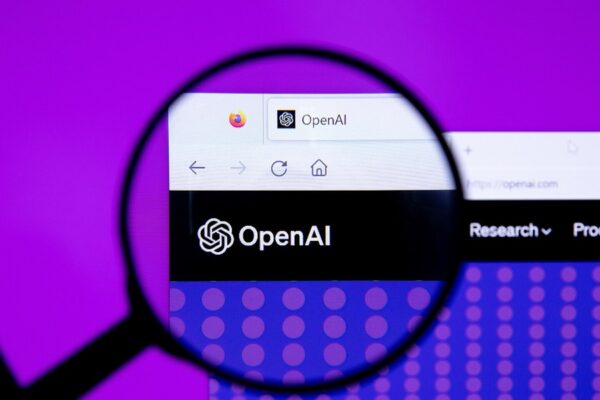 OpenAI tænder for annoncer i ChatGPT i Indien – et IPO-træk med høj risiko for brugerloyaliteten