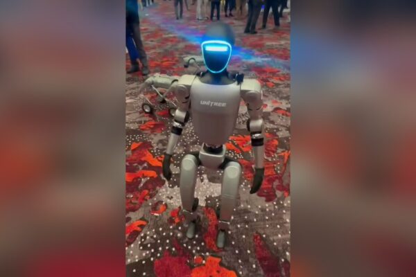 Robot-IPO eksploderer i Shanghai: Unitree sender kinesisk humanoid-boom i overhalingsbanen