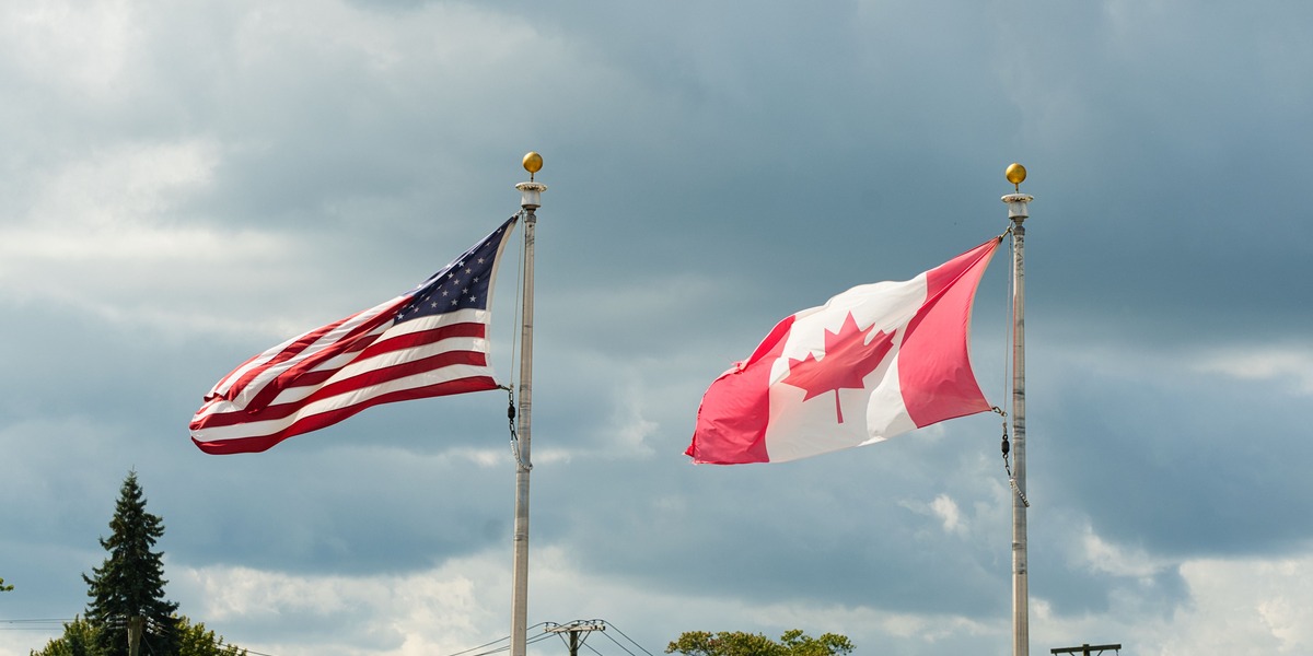 Toldkrig mellem USA og Canada blusser op: 50% straftold kan ramme sårbare brancher