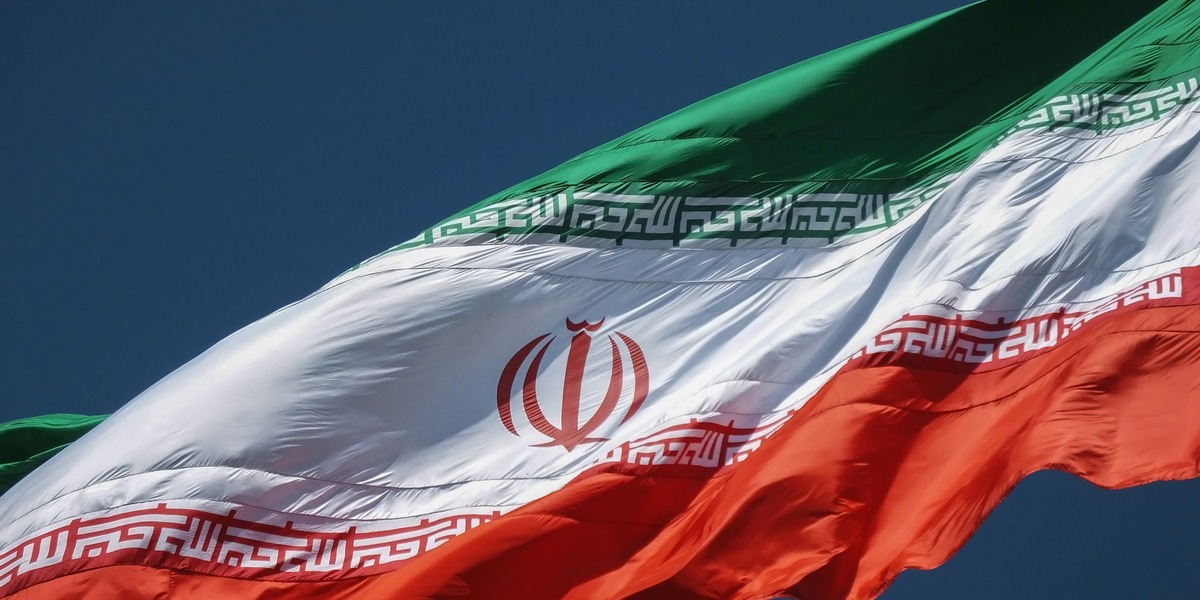 USA varsler “økonomisk D-dag” mod Iran – kan tvinge Kina, Indien og Emiraterne til at vælge side