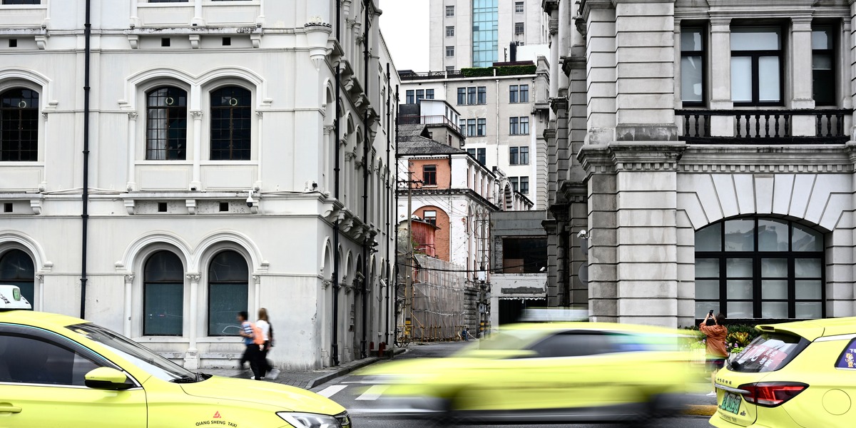 Uber rykker på robotaxi i Europa: Aftale med kinesisk Pony.ai kan presse Waymo og lokale spillere