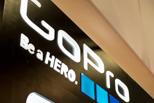 GoPro kaster sig ind i AI-bølgen med fusion: Satser på datacentre og forsvar