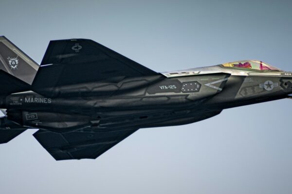 USA’s krig mod Iran udstiller dyr sårbarhed: F-35 ramt og våbenlagre presset