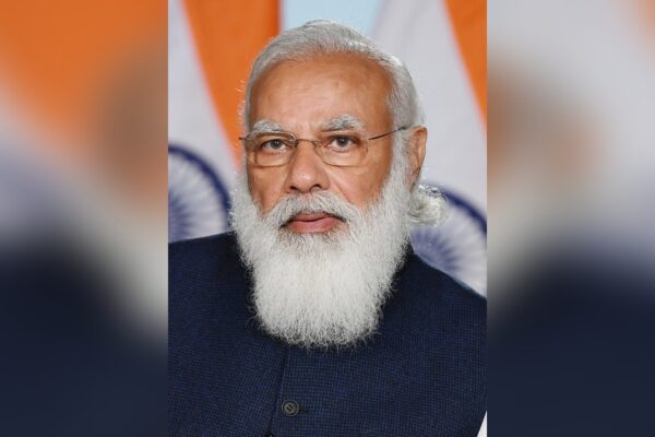 USA truer med 100% told på russisk olie: Nu presser Modi Putin for fred – og Indien kan blive fanget i energiklemme