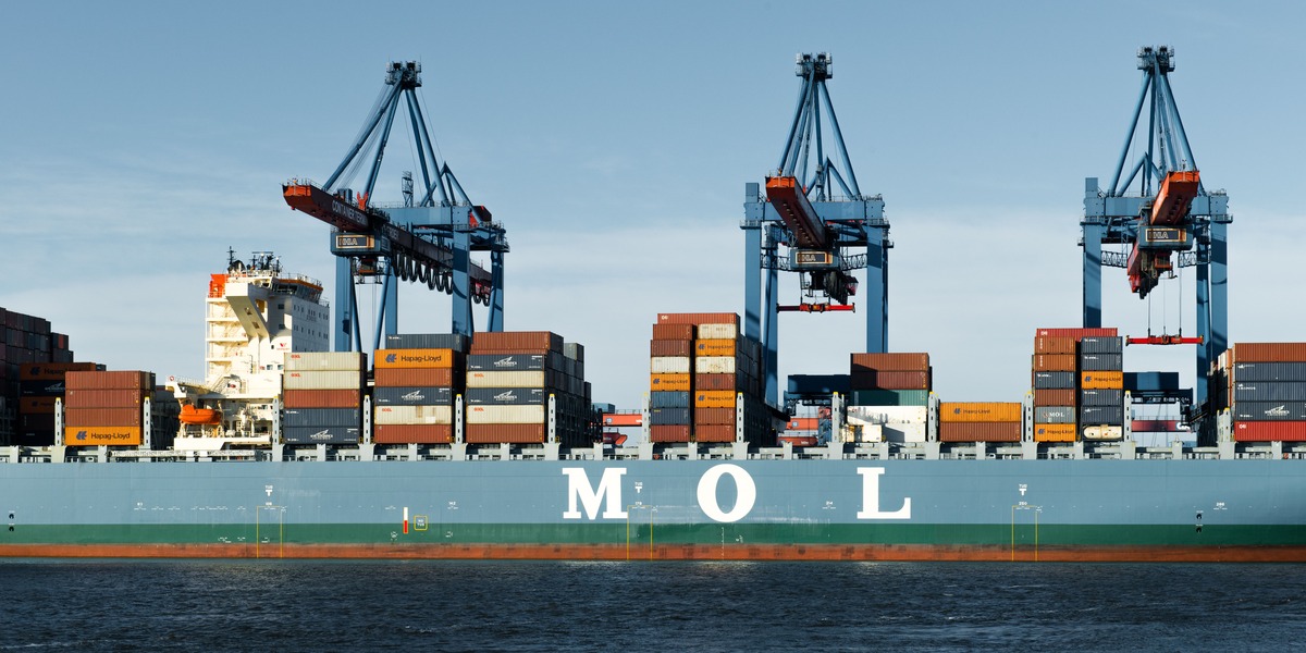 A.P. Møller Capital køber Portek og skalerer havne