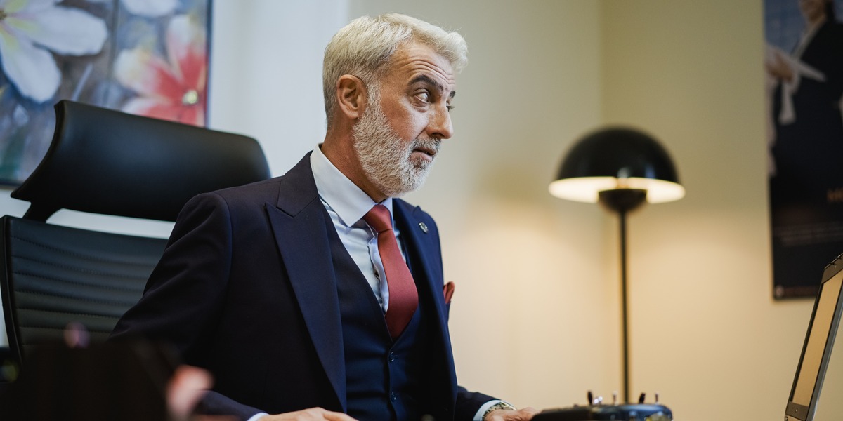 Rosendahl fyrer CEO efter fald til 443 mio. kr.